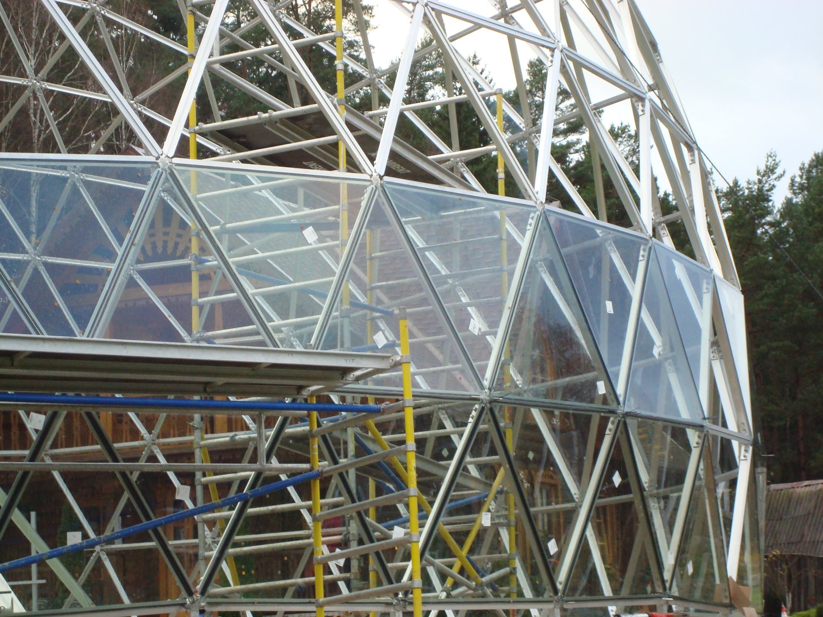 GEODOMAS kompozitinių fasado zonų ir apdailos logika